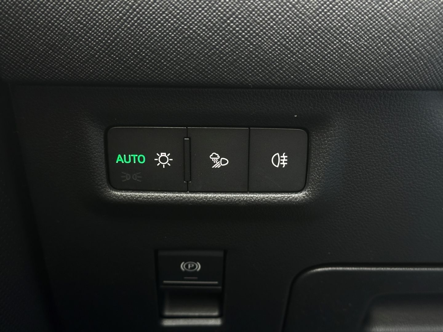 Skoda Kodiaq II 1.5 TSI iV DSG Sportline DCC AHK Matri