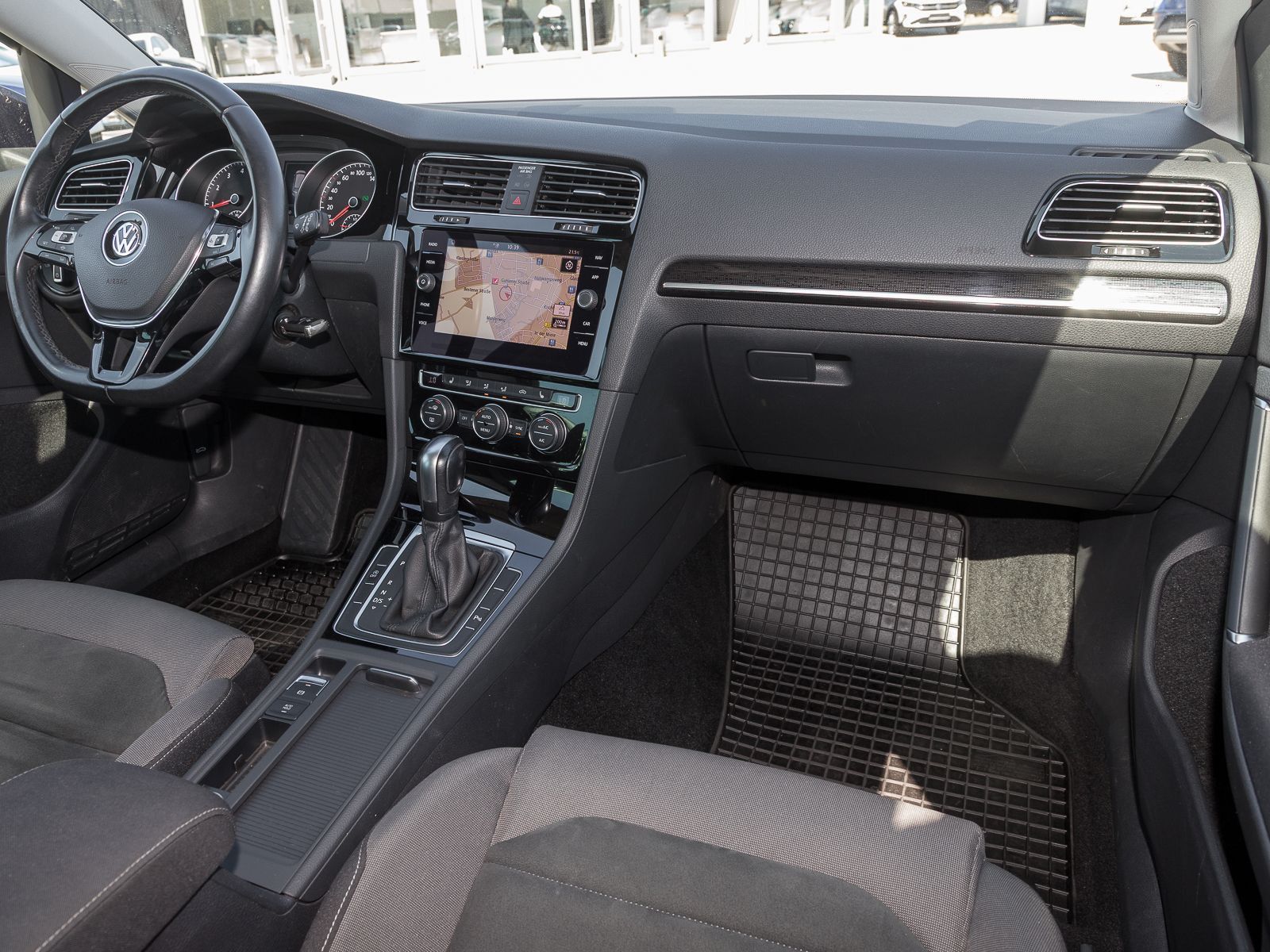 Volkswagen Golf Variant 1.5 TSI HIGHLINE - Samsaru's Car Outlet
