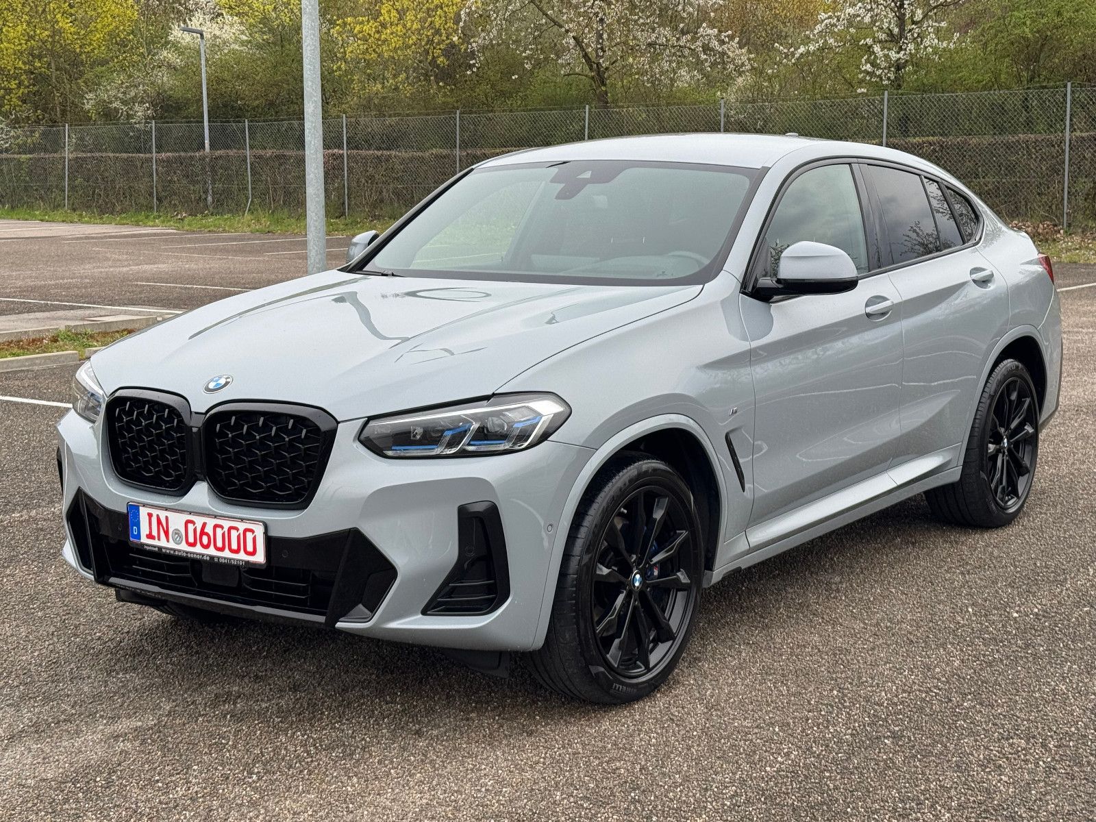 BMW X4 xDrive30d*M Sport*Laserlicht*HUD*AHK*SHZ*Kam.