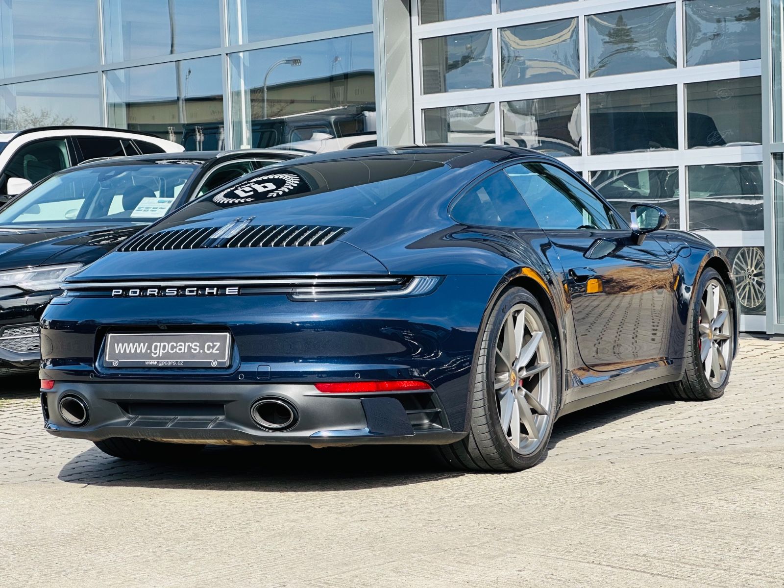 Porsche 911 Carrera 4S - Samsaru's Car Outlet