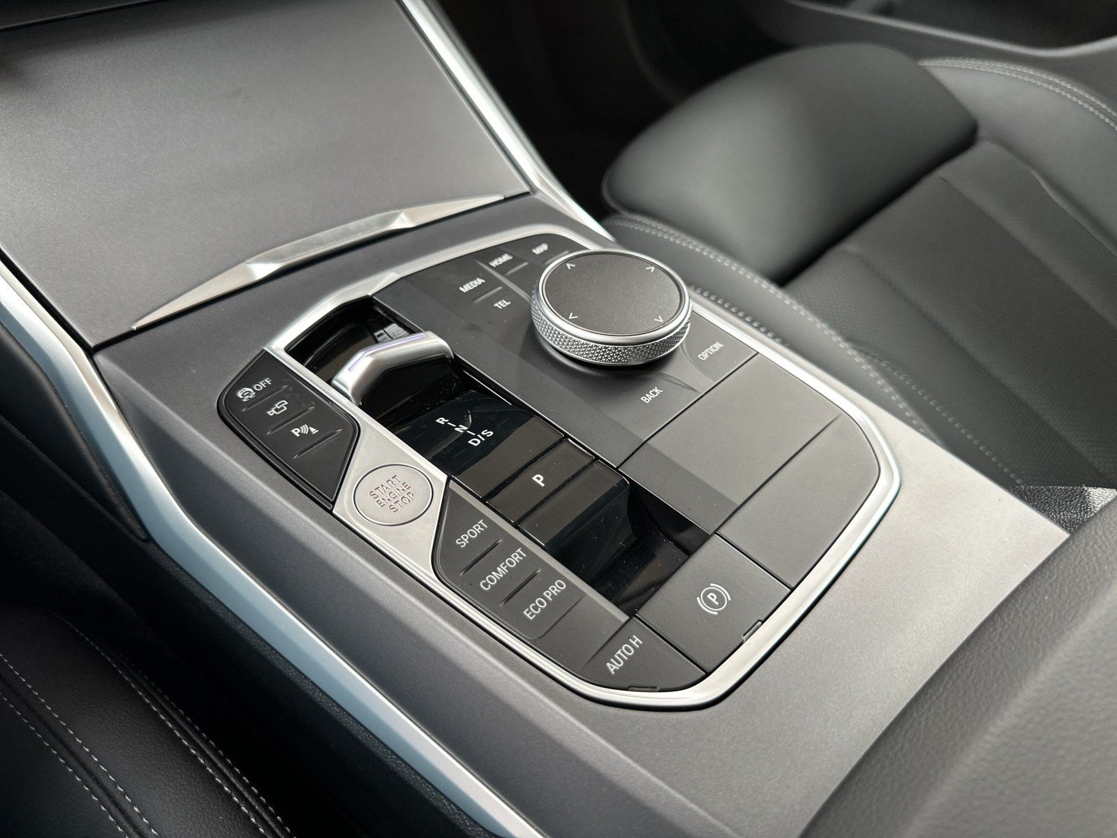 BMW 320d Touring Inkl. € 1.190 Zubehörbonus*|Lr. 344