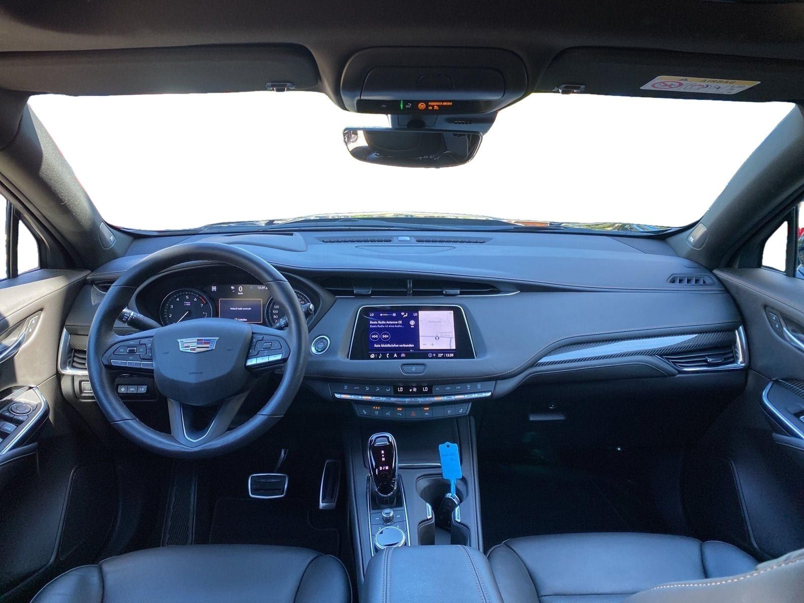 Cadillac XT4 2.0 T Sport AWD AHK+360 Kamera+Navi
