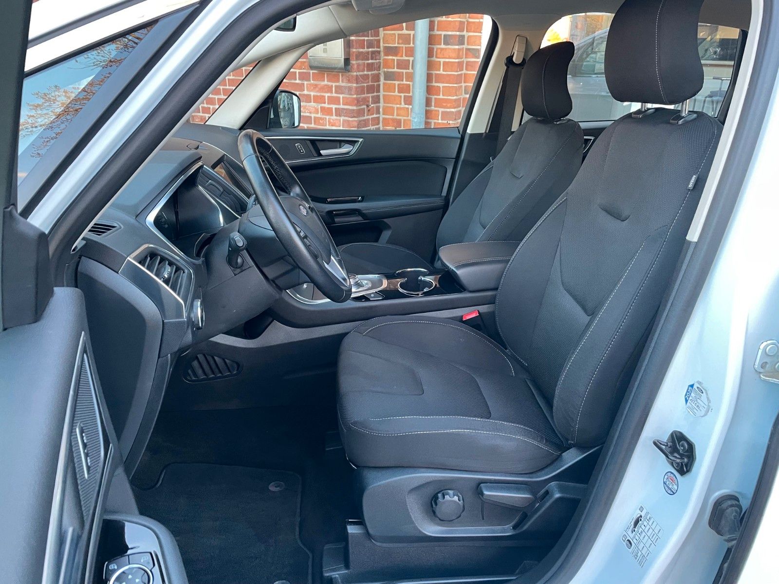 Ford S-Max S-MAX Hybrid Titanium AHK Kamera ACC