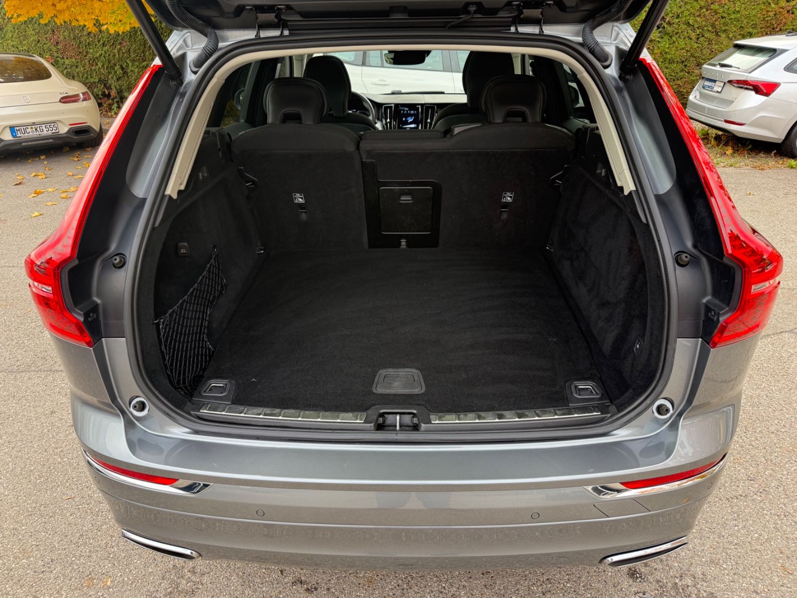 Volvo XC60 Inscr Expr AWD Plug-In~Pano~360Kam~ACC~AHK~