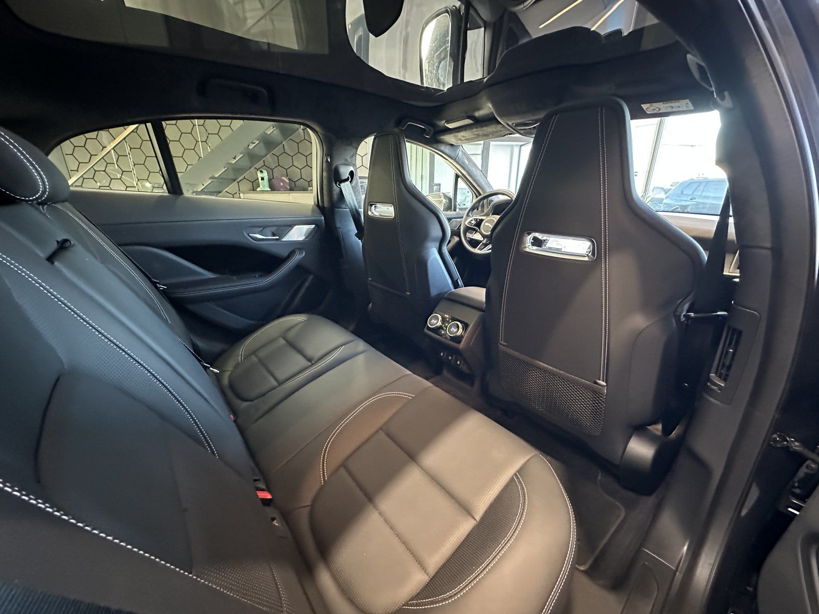 Jaguar I-PACE EV400 R-Dynamic HSE