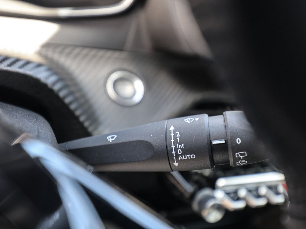 Peugeot e-208 Active - Samsaru's Car Outlet