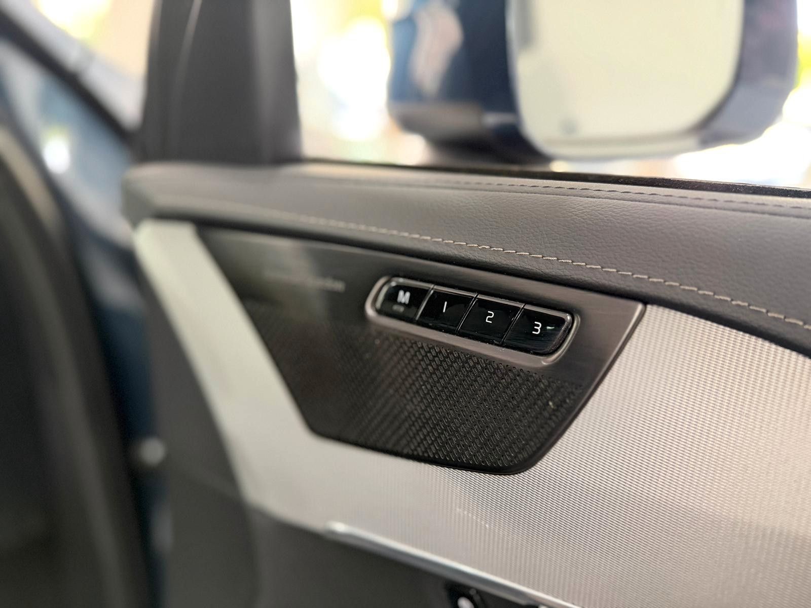 Volvo XC90 T8 Plus Bright Hybrid AWD Pano.|AHK|7 Sitze