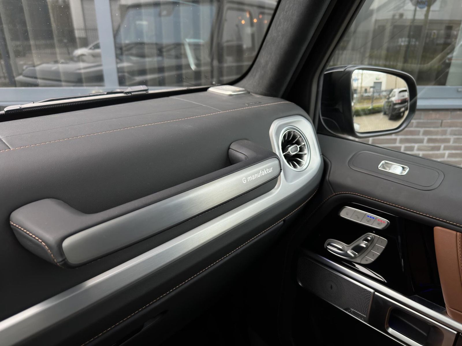 Mercedes-Benz G 63 AMG - Samsaru's Car Outlet