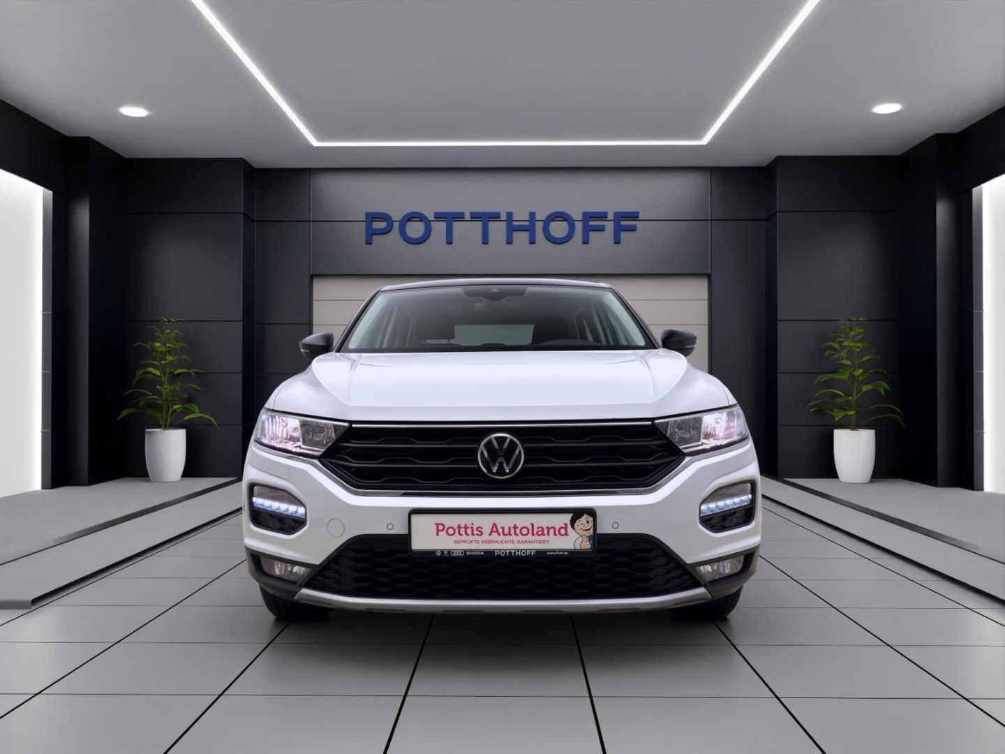 Volkswagen T-Roc 1.0 TSI STYLE - Samsaru's Car Outlet