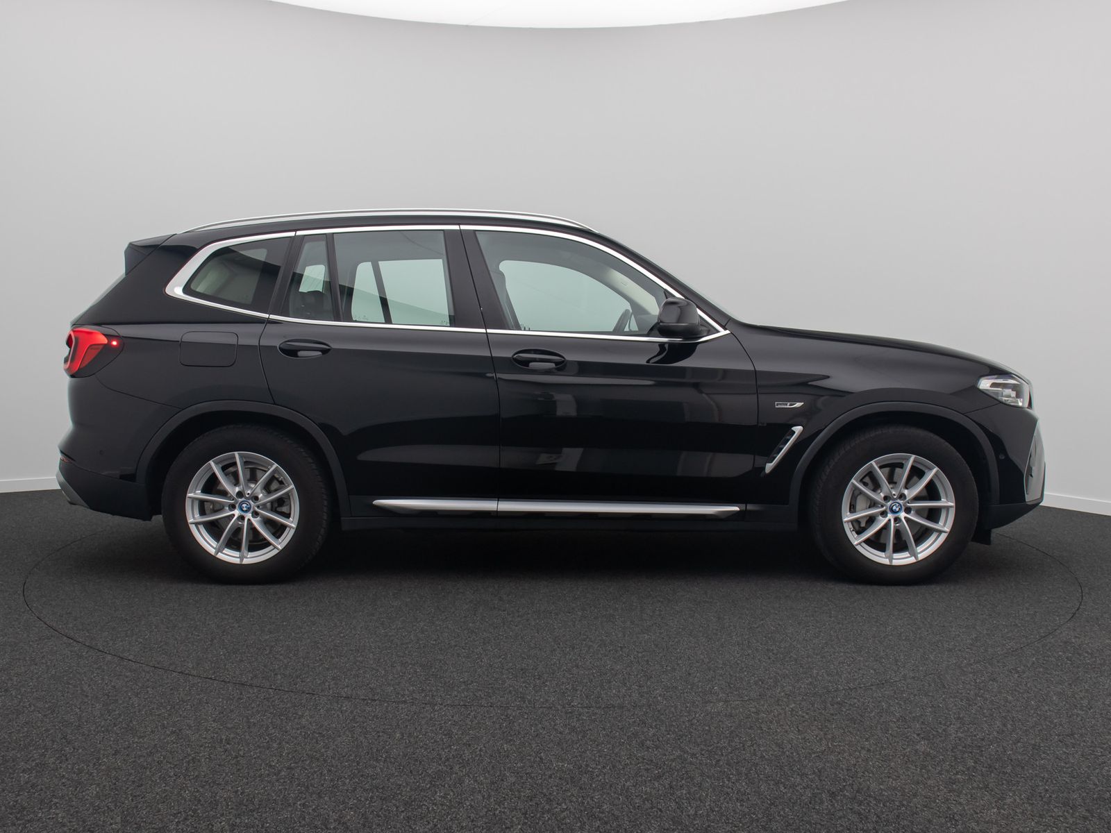 BMW X3 xD30e DriveAss DAB Kamera HiFi WLAN Sportsitz