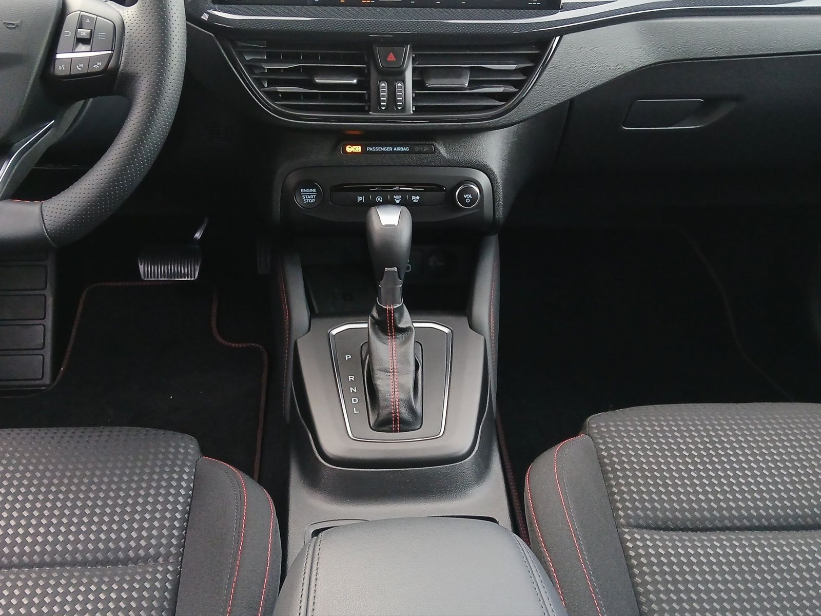 Ford Focus ST-Line X Turnier Aut.*AHK*ACC*HUD*KAM*NAV