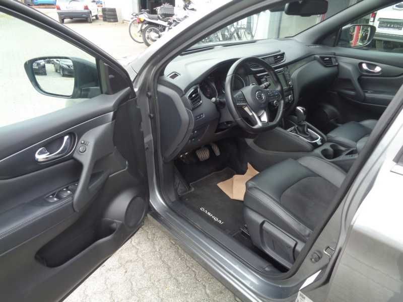 Nissan Qashqai 1.3 DIG-T DCT N-TEC - Samsaru's Car Outlet