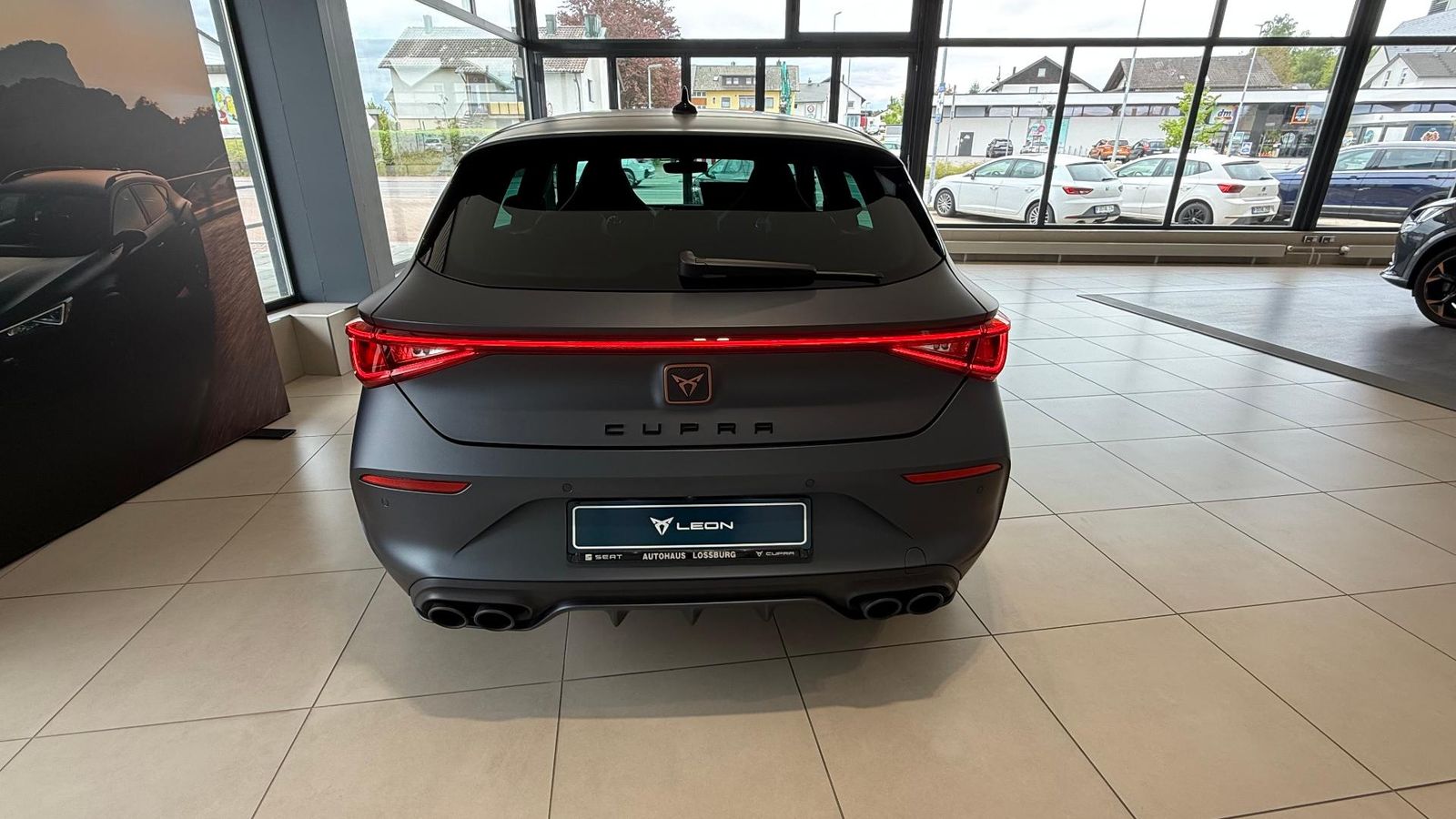 Cupra Leon VZ 2.0 TSI - Samsaru's Car Outlet