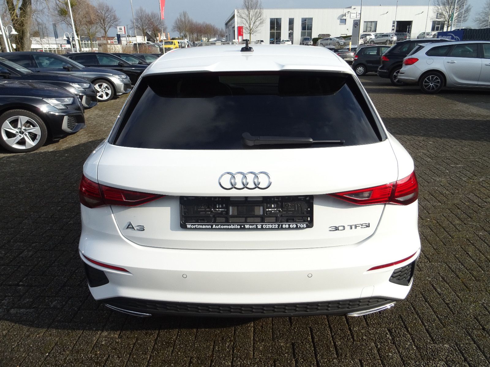 Audi A3 Sportback 30 TFSI S line Navi LED SHZ Virtual