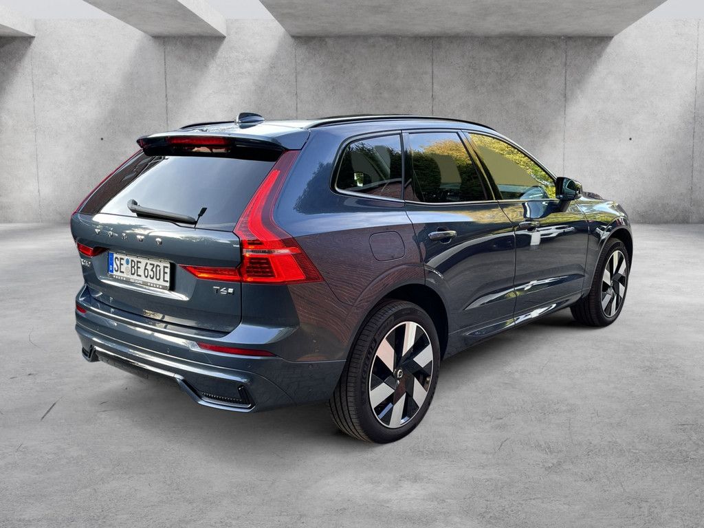 Volvo XC60 T6 Plus Dark Recharge Plug-In Hybrid AWD