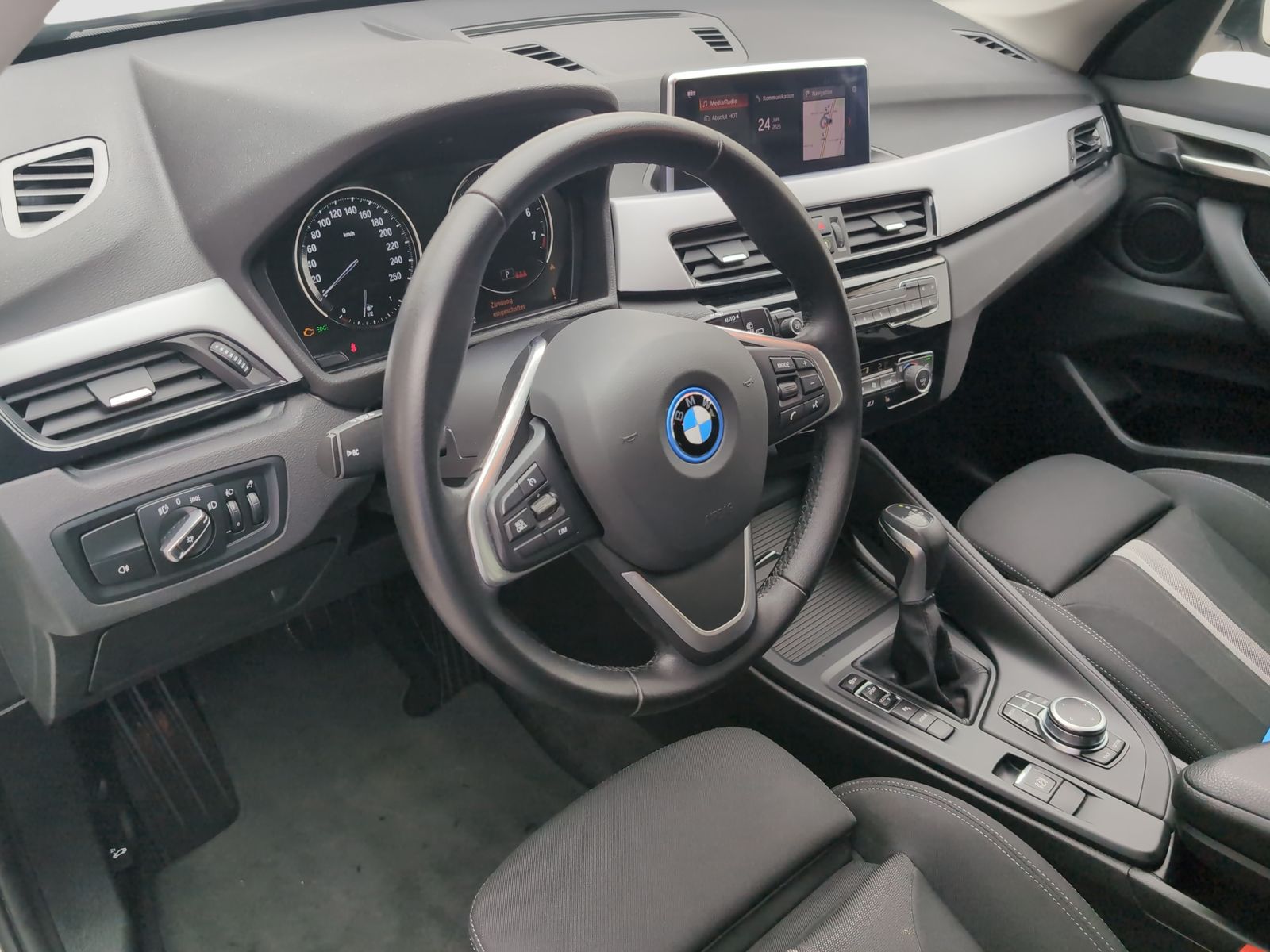BMW X1 xDrive25e - Samsaru's Car Outlet
