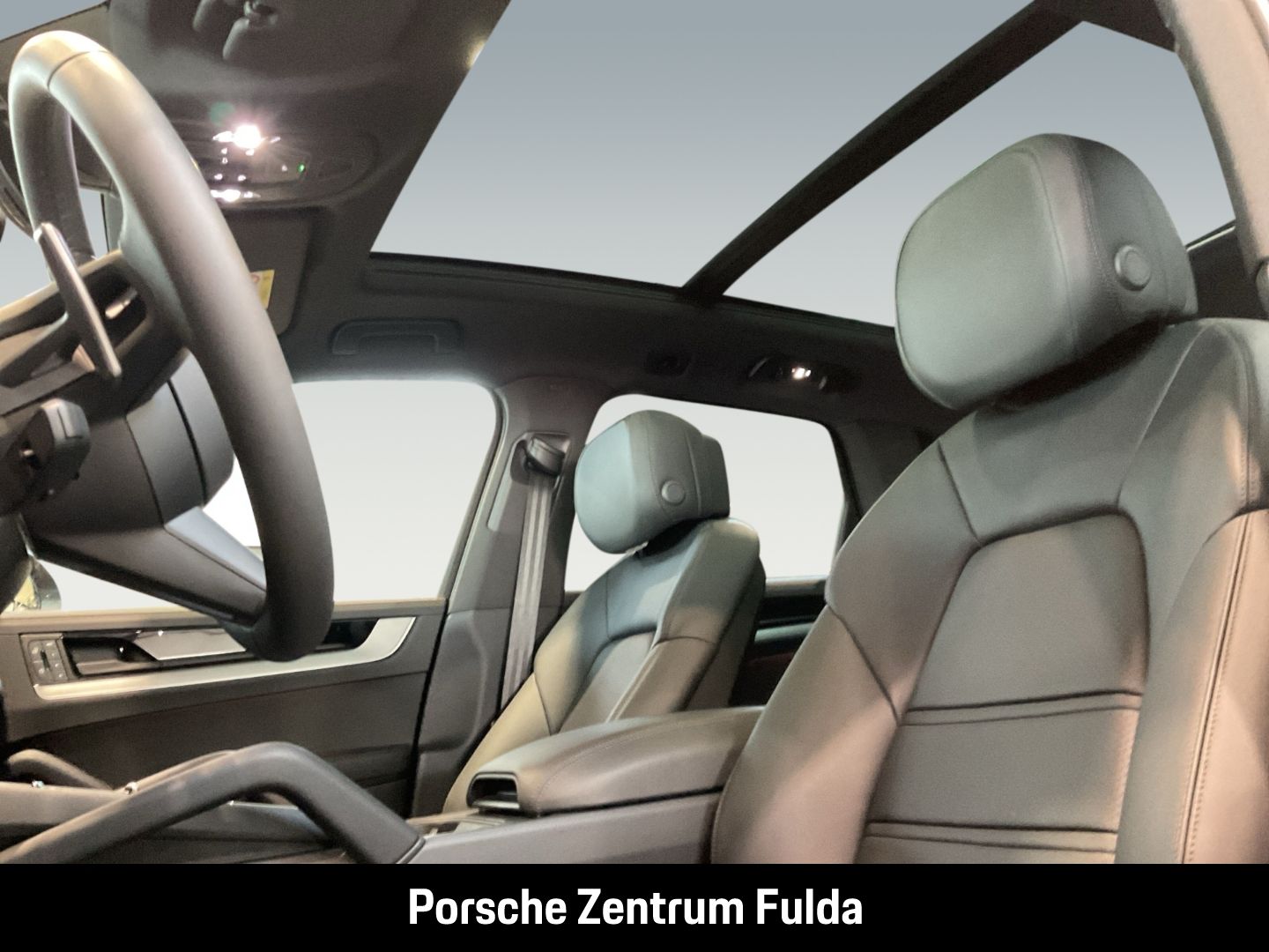 Porsche Cayenne BOSE Luftfederung Panorama Surround-View