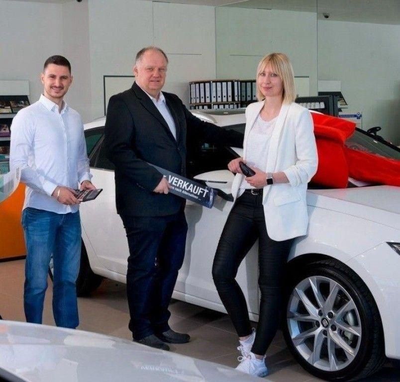 Seat Ateca 1.5 TSI ACT DSG NAVI AHK ACC LED Kamera