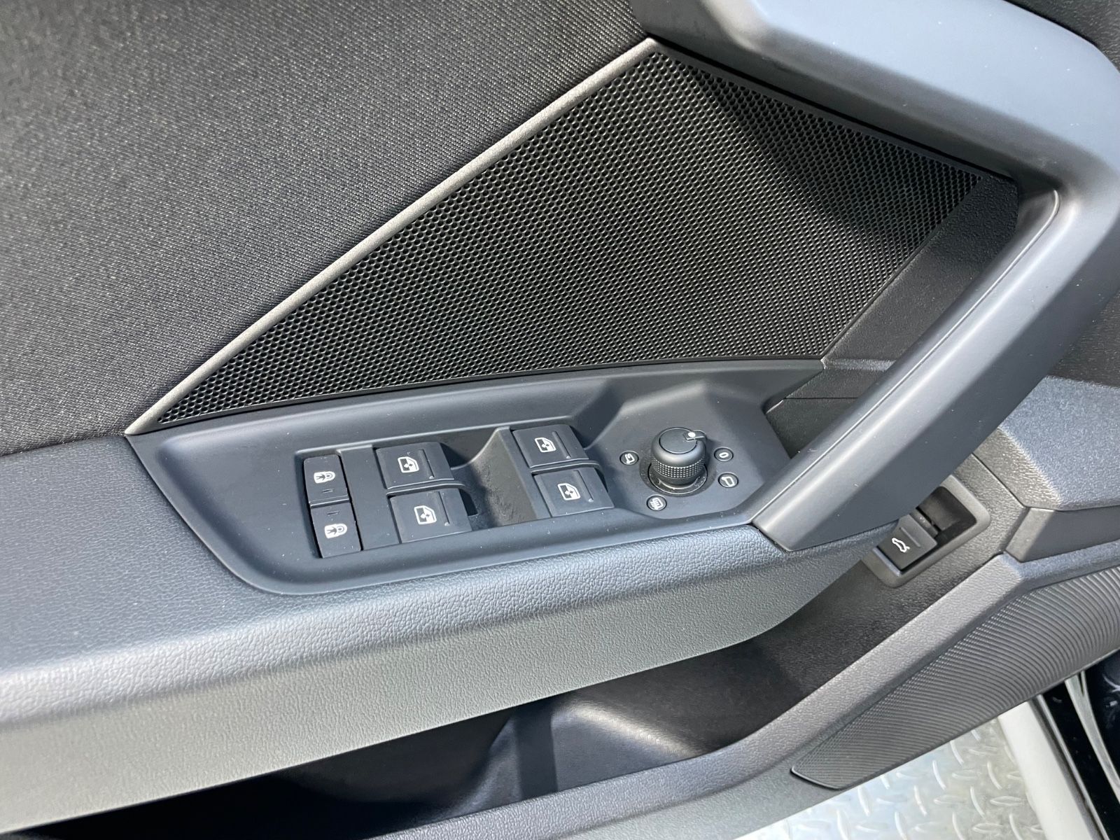 Audi A3 Limousine 35 TDI S line+LED+NAVI+ACC+DAB+SOUN