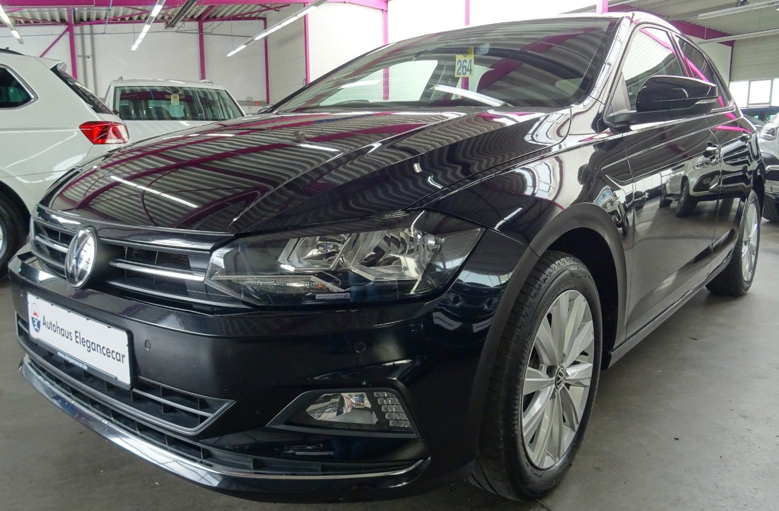 Volkswagen POLO 1.0 TSI Highline - Samsaru's Car Outlet