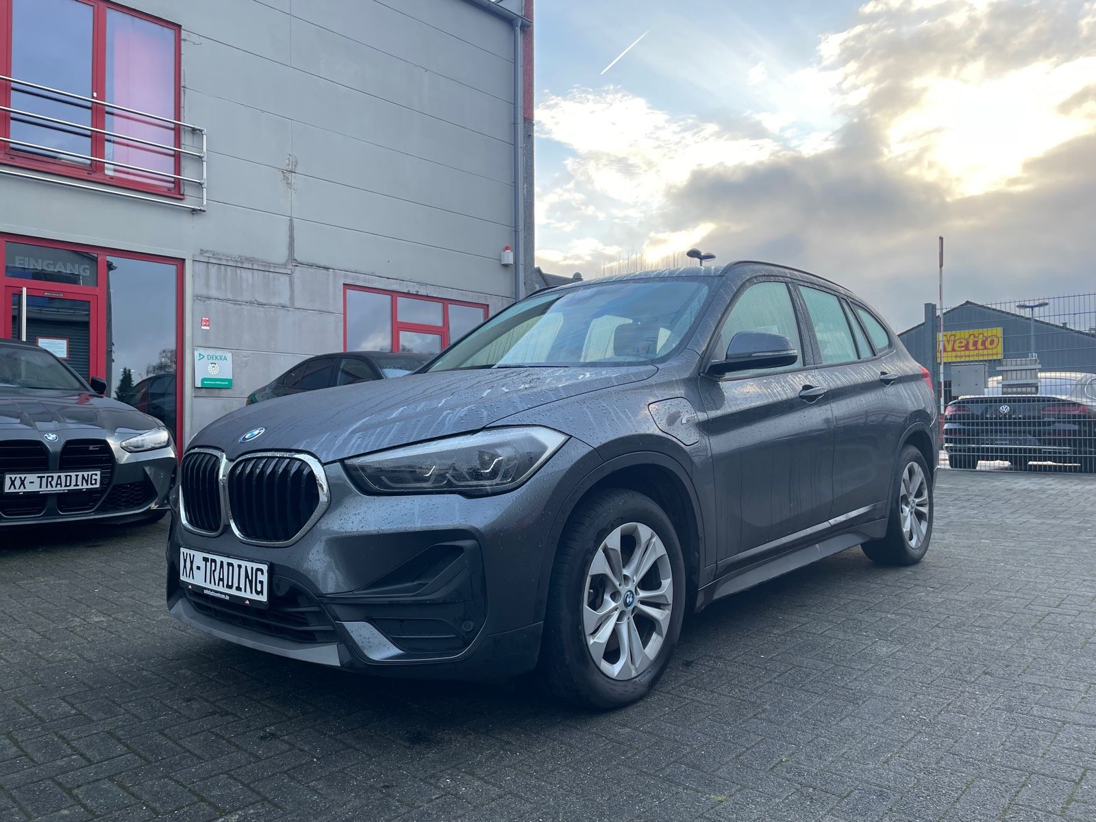 BMW X1 xDrive 25 e Advantage - Samsaru's Car Outlet