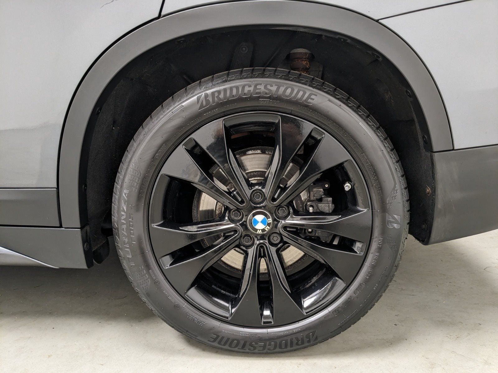 BMW X1 xDrive25e Sport Line - Samsaru's Car Outlet