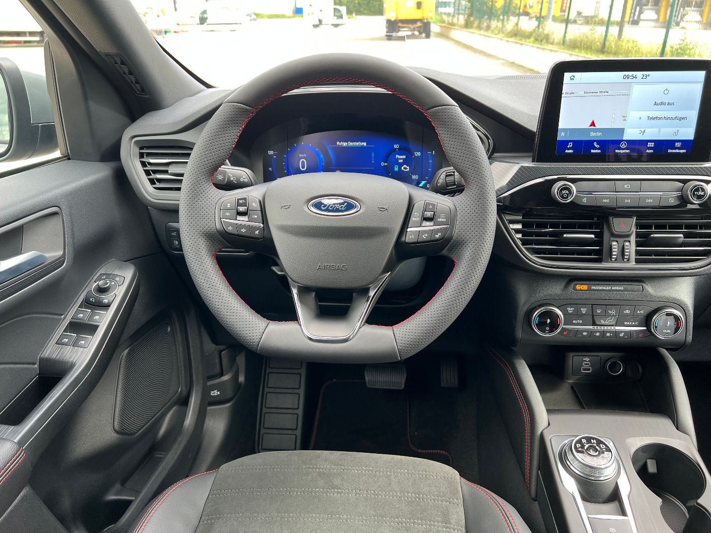 Ford KUGA ST-LINE X - Samsaru's Car Outlet