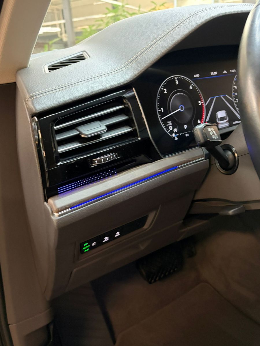 Volkswagen Touareg Atmosphere 4Motion virtual Memory AHK