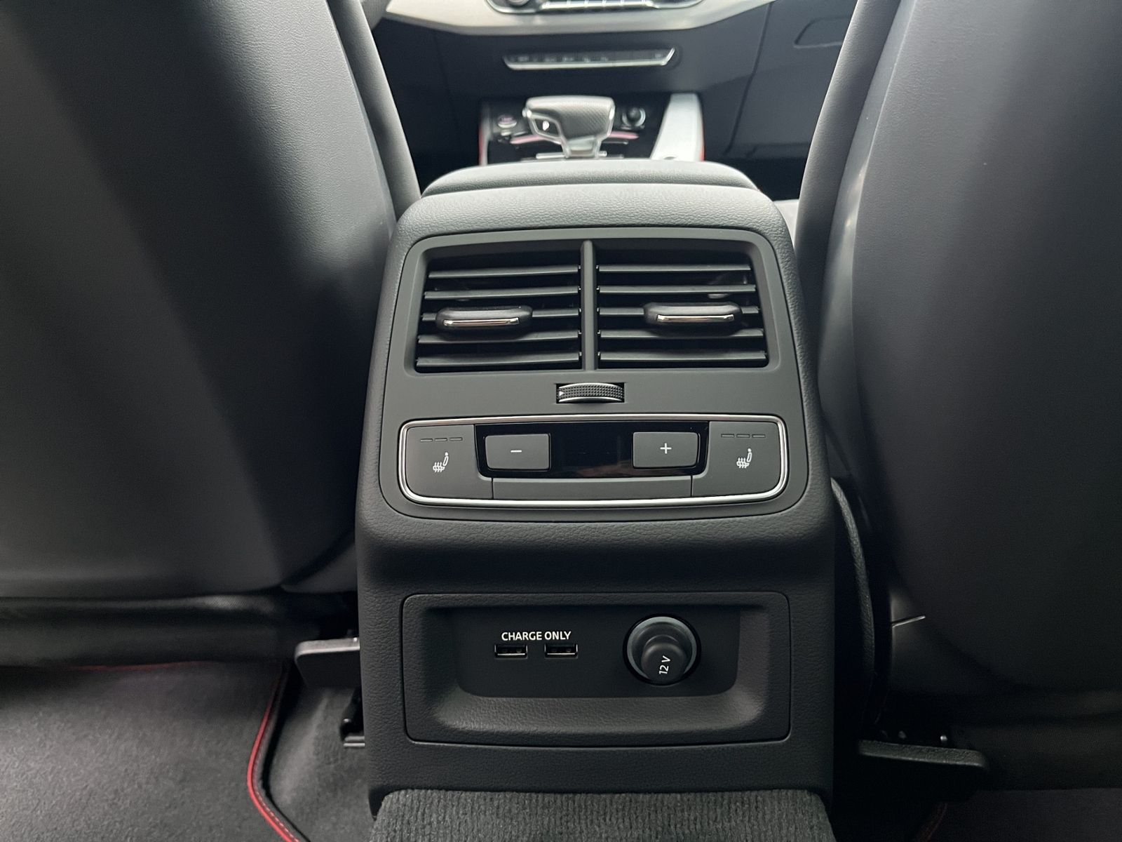 Audi A5 Sportback 40 TDI QUATTRO S-LINE+AHK+PANO+MATR