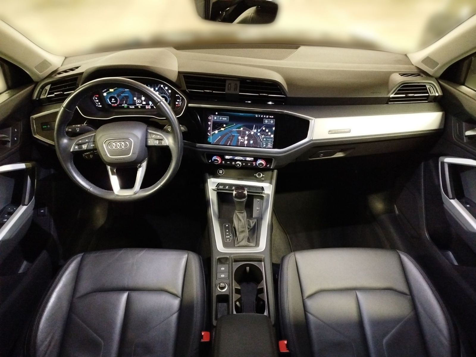 Audi Q3 Sportback 35 TDI quattro S tronic S line Navi