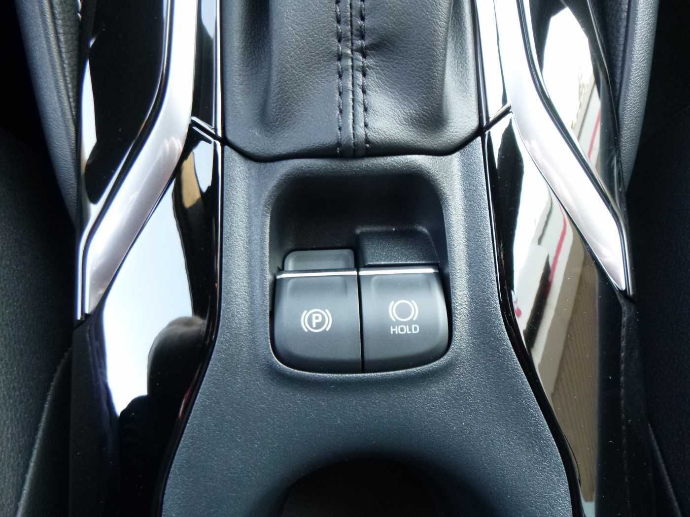 Toyota Corolla Touring Sports - 2.0 Hybrid Style  - Nav