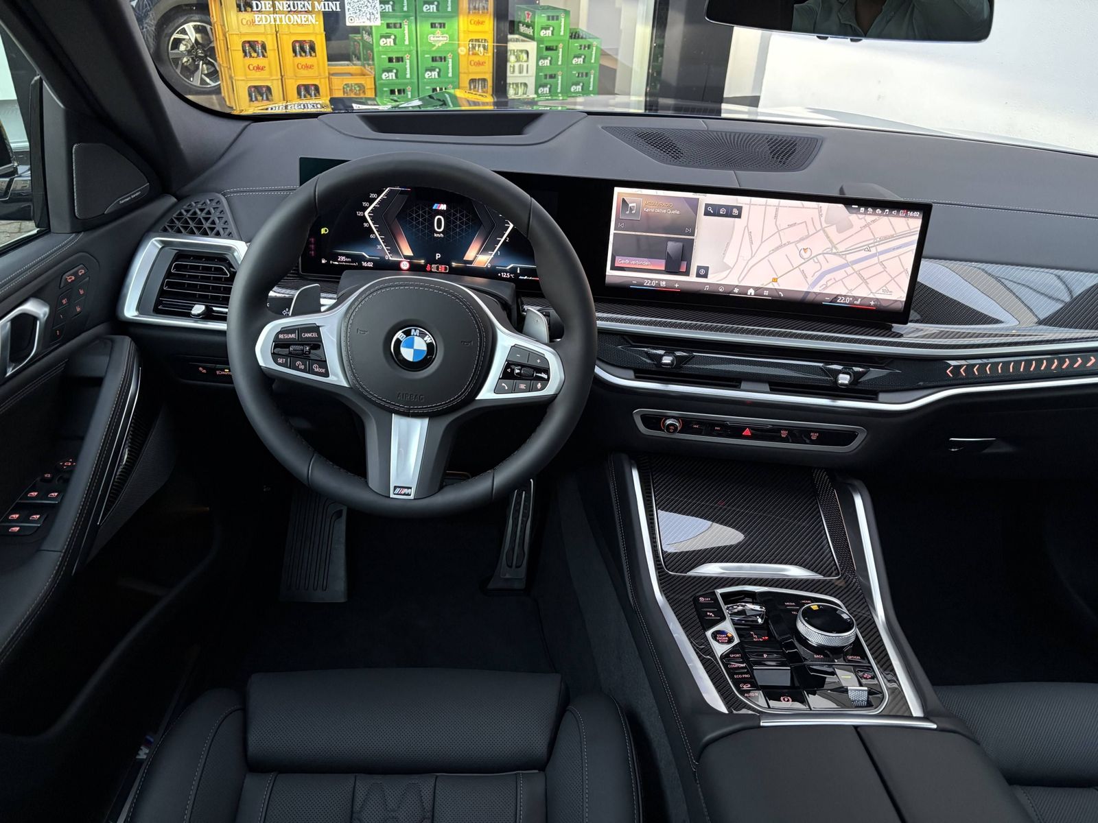 BMW X6 xDrive40d MSport PANO AHK DA PROF PA PROF 22"