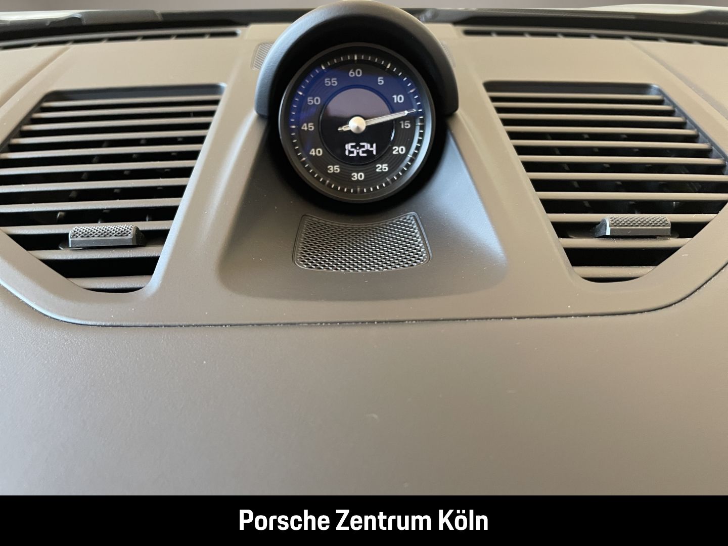 Porsche 992 911 Carrera 4S Cabriolet BOSE Sportabgas LED