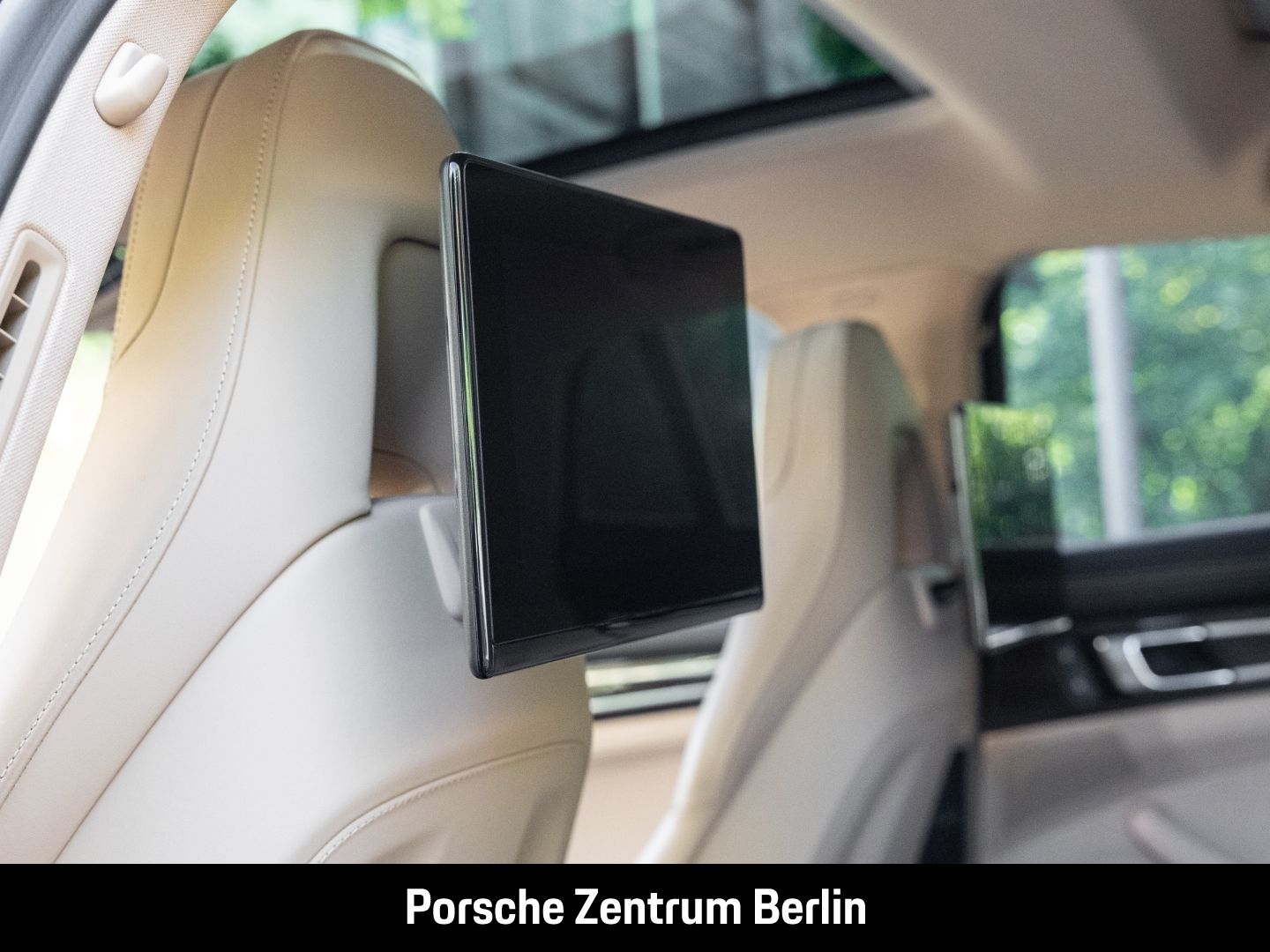Porsche Panamera 4 E-Hybrid Platinum Edition InnoDrive