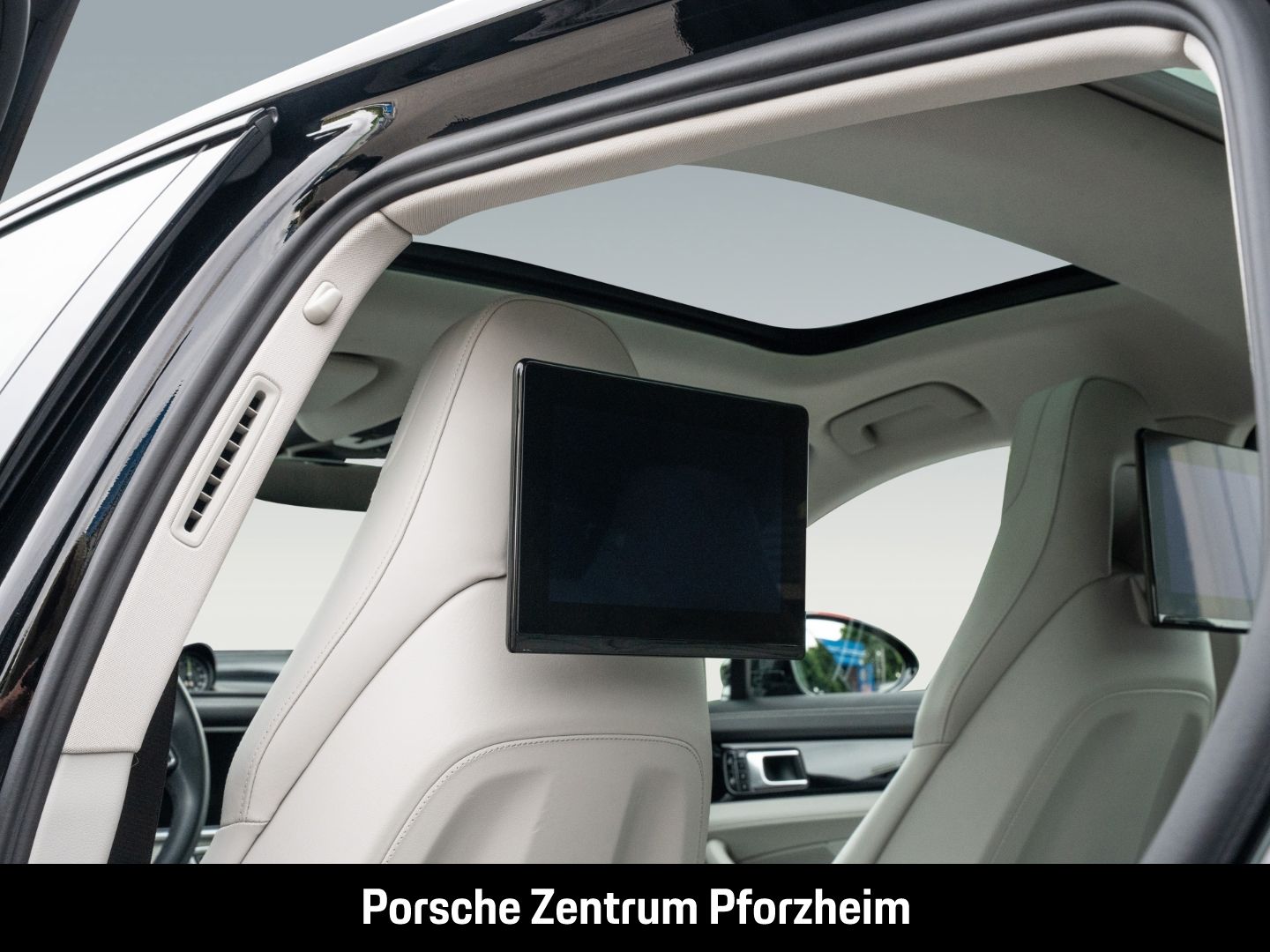 Porsche Panamera 4 E-Hybrid Sport Turismo Surround-View