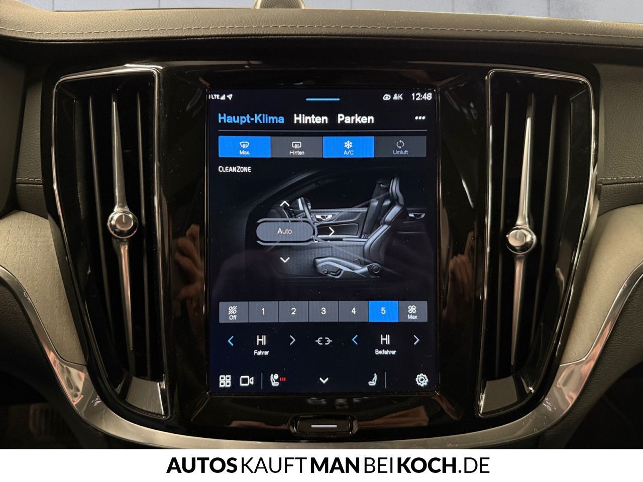 Volvo S60 B5 AWD Ultimate Dark STHz PANO HUD 360 ALARM