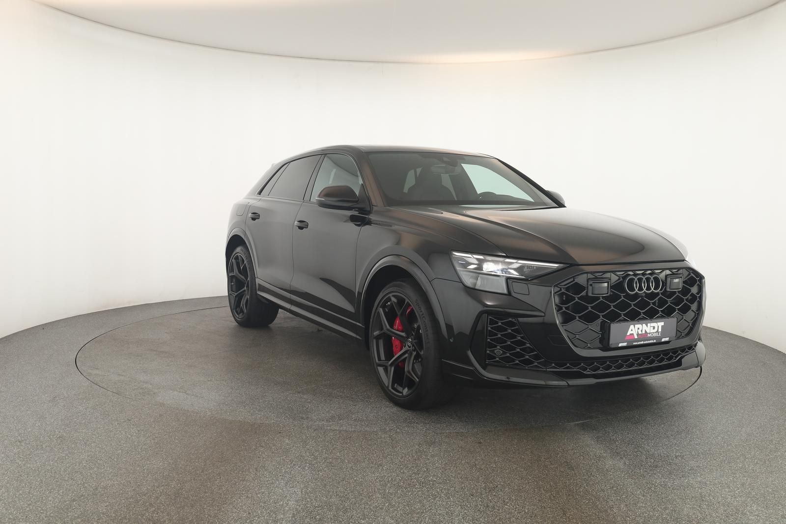 Audi RS Q8 SUV performance Laser Pano Vmax RSAbgas 23