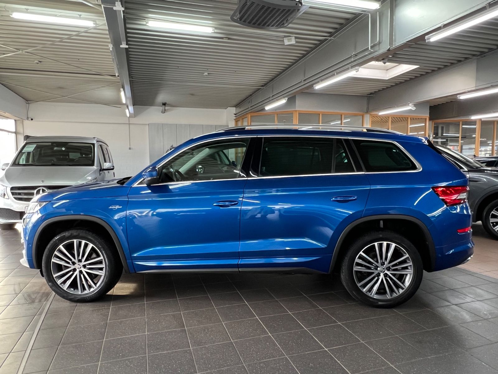 Skoda Kodiaq 200 PS L&K 4x4 AHK+360°+VC+Tablet+ASSIST