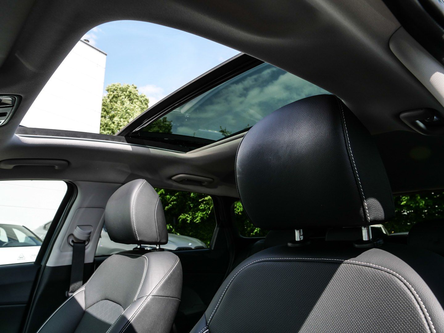 Kia Ceed SW Plug-in Hybrid Platinum - Samsaru's Car Outlet