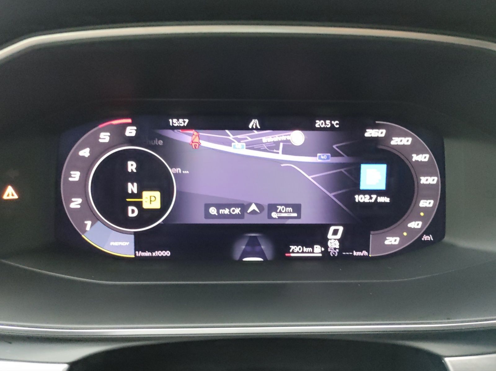 Seat Leon Sportstourer 2.0 TDI DSG FR AHK KAMERA NAVI