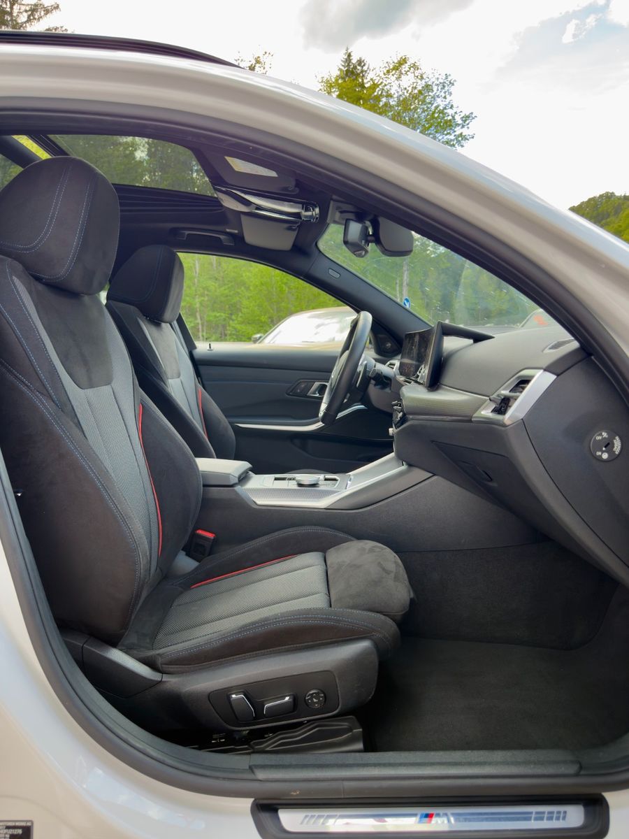 BMW 320d xDrive Touring M Sport Pro AHK|Pano|NP82800