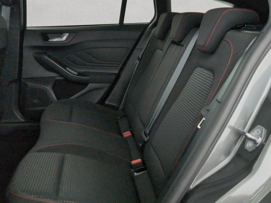 Ford Focus Turnier 1.0 EcoBoost Hybrid Aut. ST-LINE X