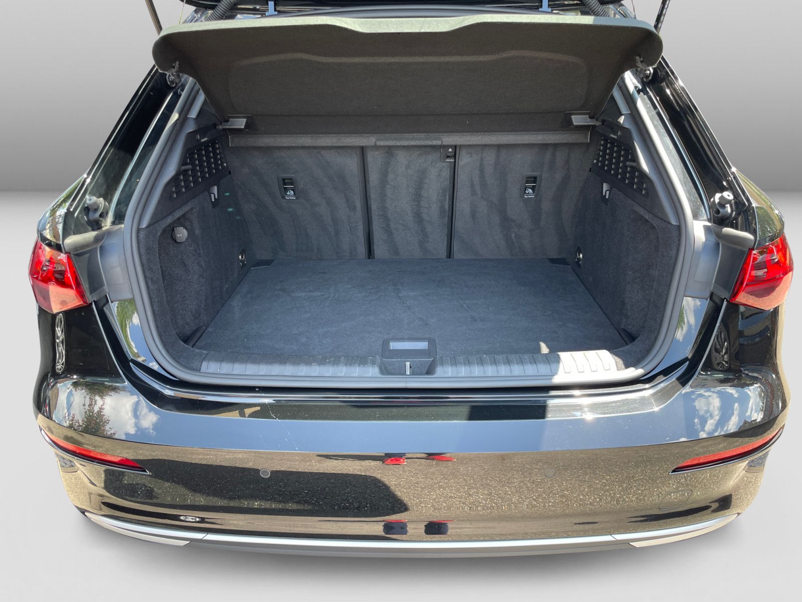 Audi A3 Sportback 40TDI quattro S-trc Navi LED Leder