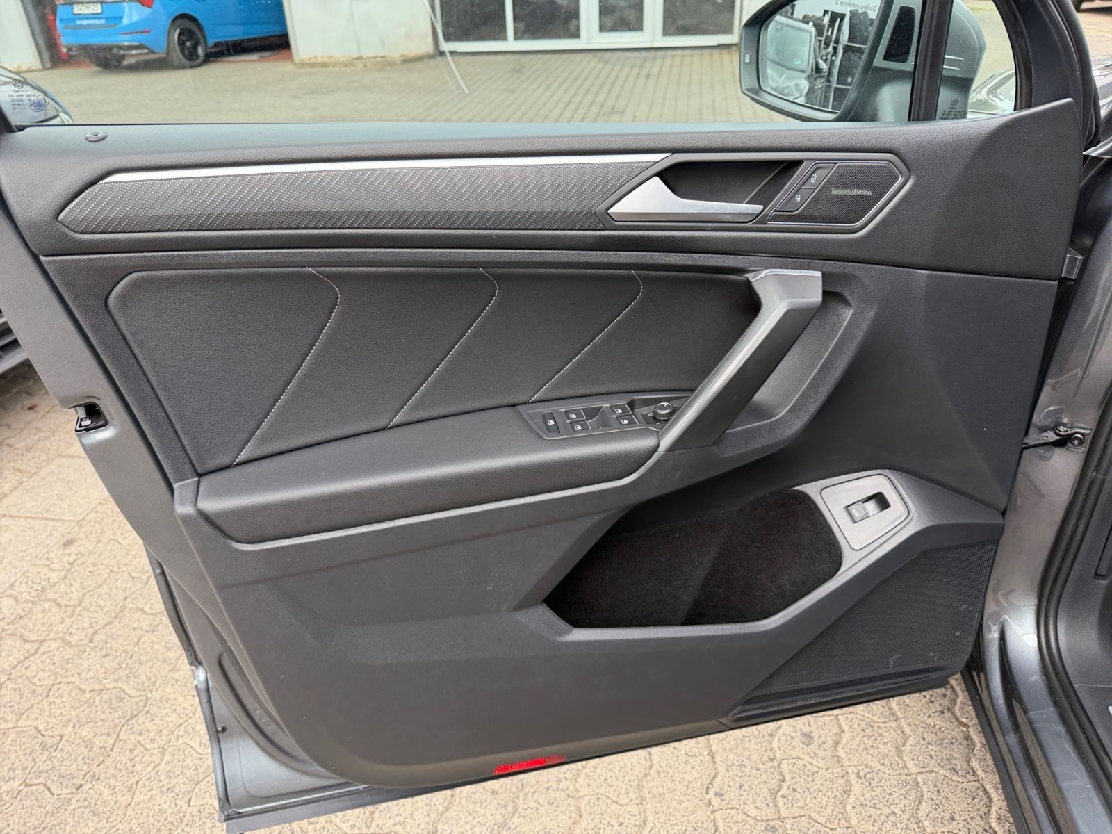 Volkswagen Tiguan Allspace 2.0 TDI DSG R-Line 4Motion Navi