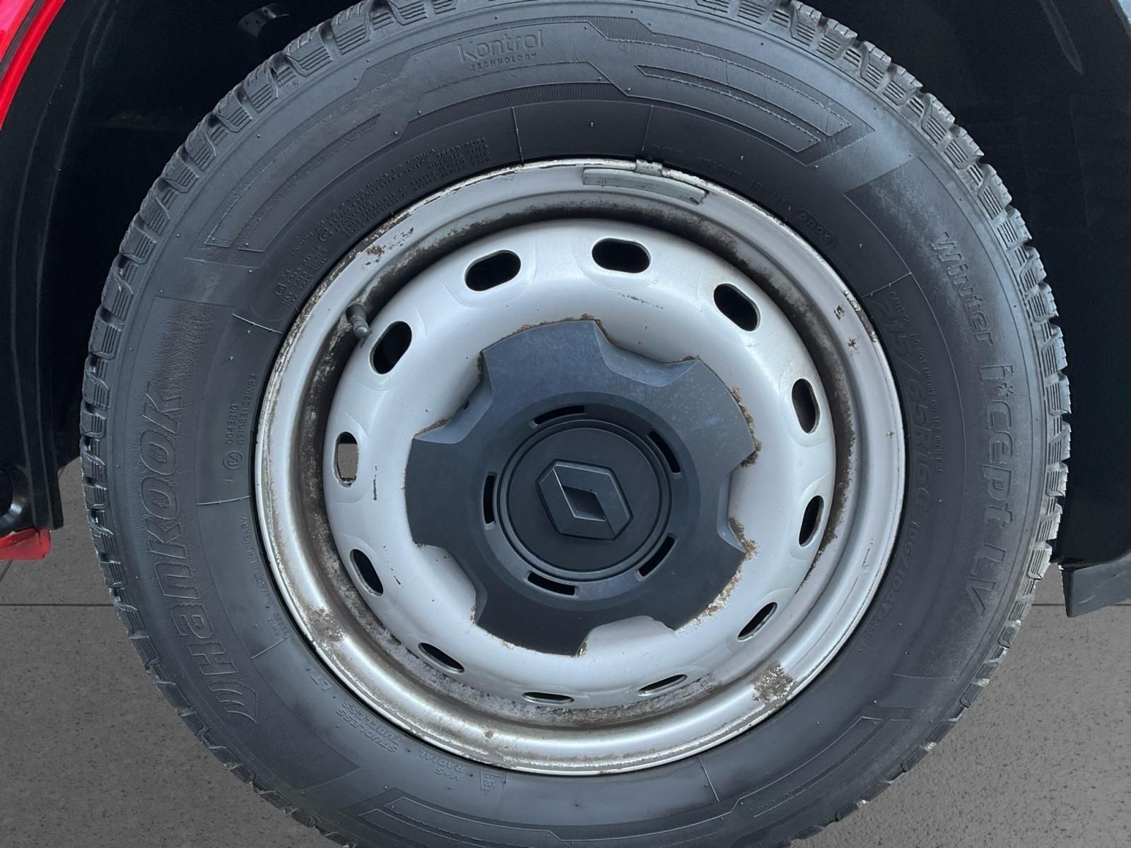 Renault Trafic - Samsaru's Car Outlet
