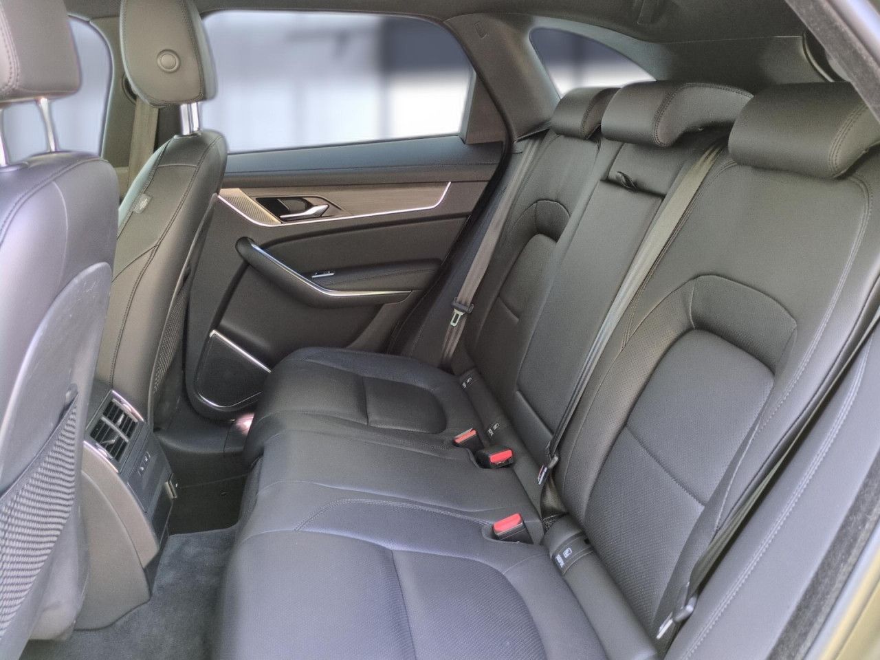 Jaguar F-Pace P400e S AWD HeadUp/Meridian/Winter Kamera