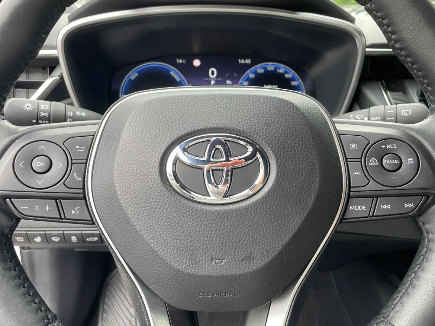 Toyota Corolla 1,8 Hybrid TS Black&White *Kamera*el Hec
