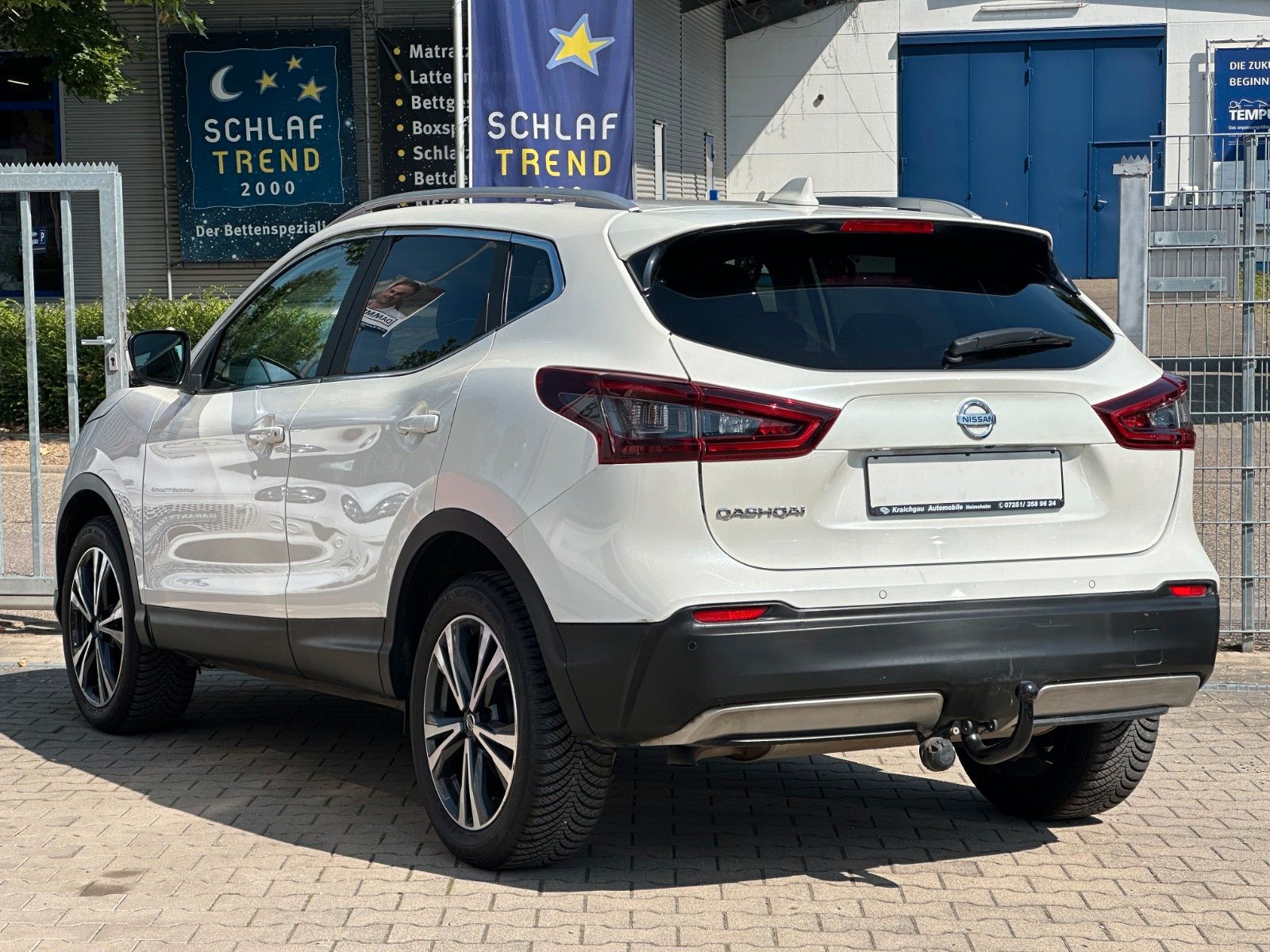 Nissan Qashqai 1.3 - Samsaru's Car Outlet