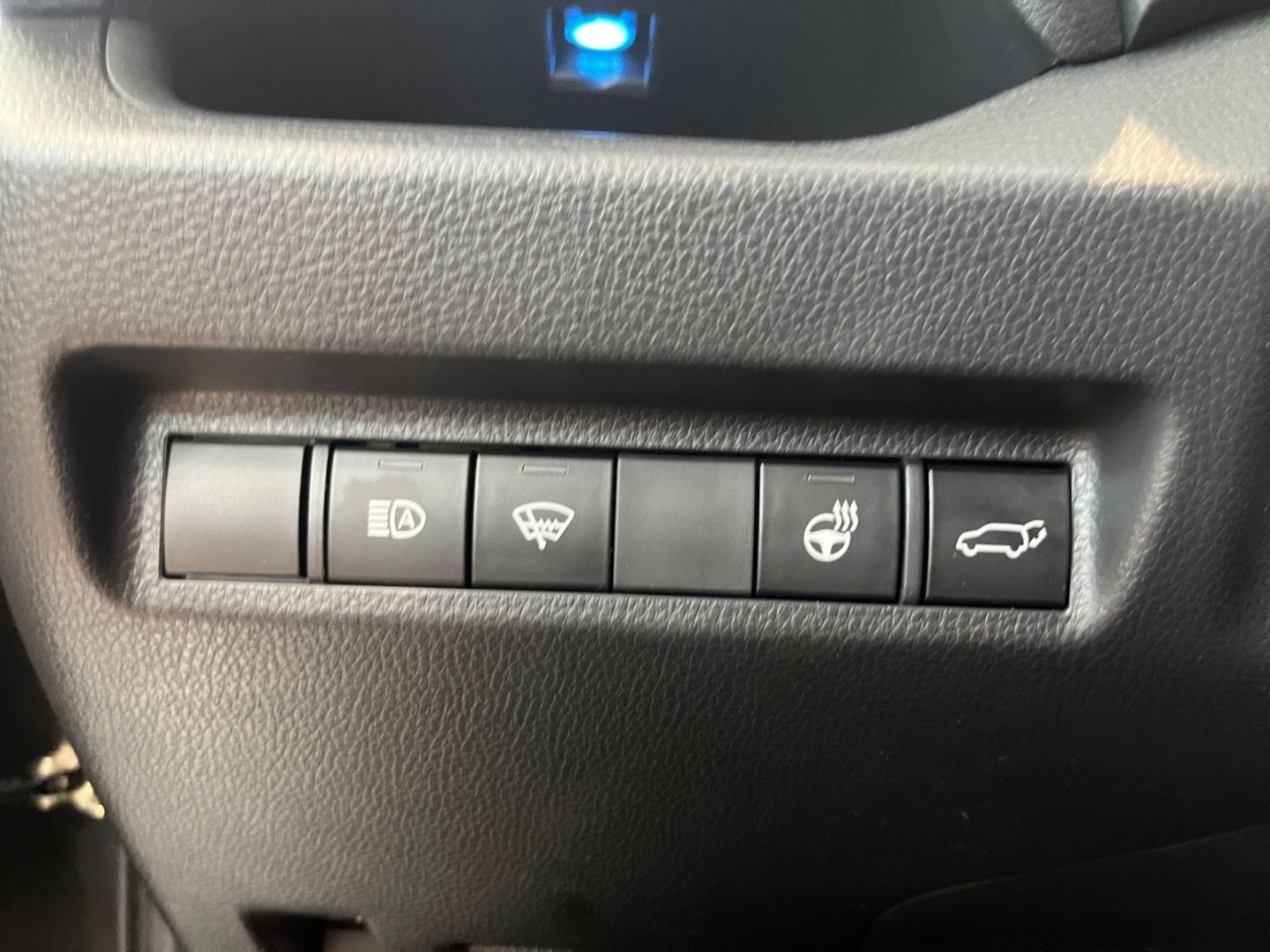 Toyota RAV 4 Plug-in-Hybrid 4x4 Technik - Samsaru's Car Outlet