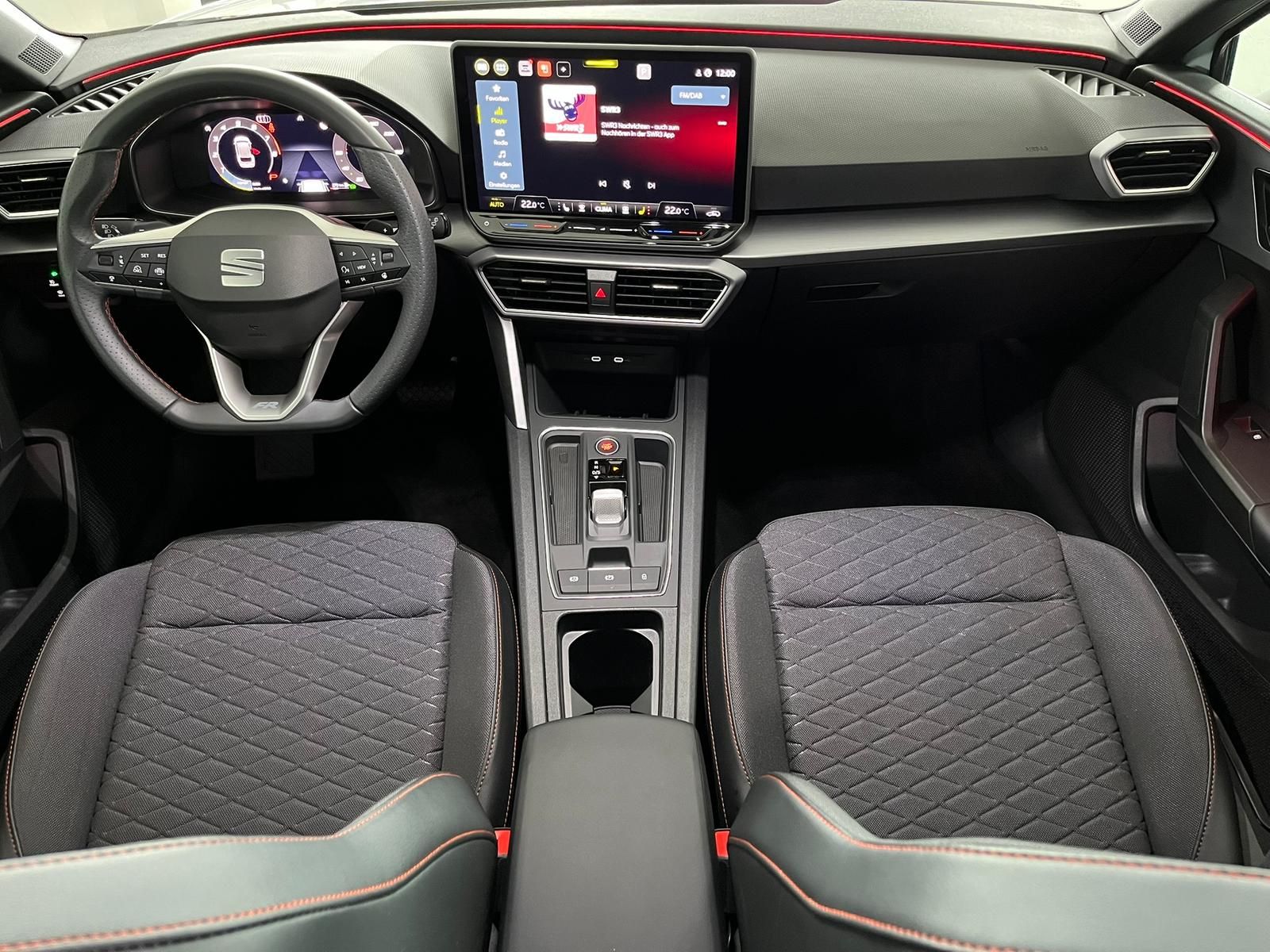 Seat Leon SP 2.0 TDI DSG NAVI LED AHK ACC KAMERA SHZ